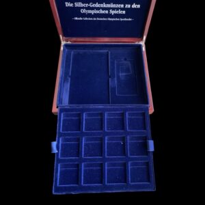 Alternative view of Estuche de Madera para 12 Onzas de Plata y Lingotes