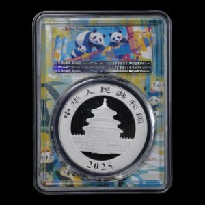 Alternative view of Panda 2025 – 30 g Plata .999 – 10 Yuan China – PCGS MS70 (First Day of Issue)
