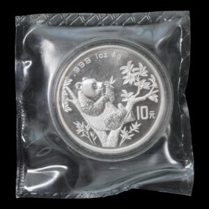 Panda 1995 – Moneda 10 Yuan China – 1 Onza de Plata .999 ( Fecha Pequeña Rama Corta) - Sellada